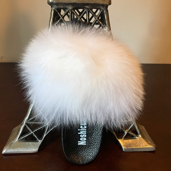 100% Raccoon Fur Slides - Picture 3 of 9